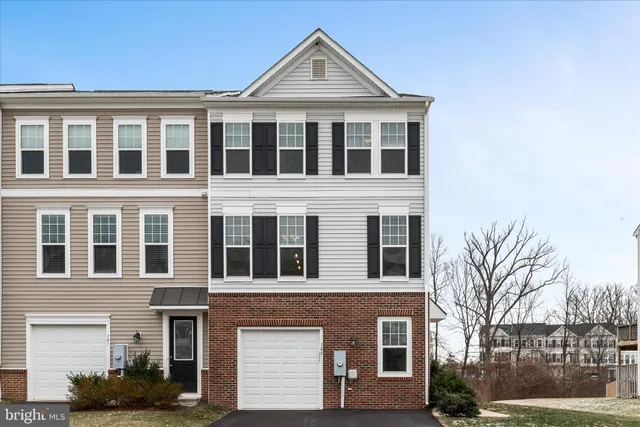 $2,250 | 109 Sequoia Drive, Winchester, VA 22602