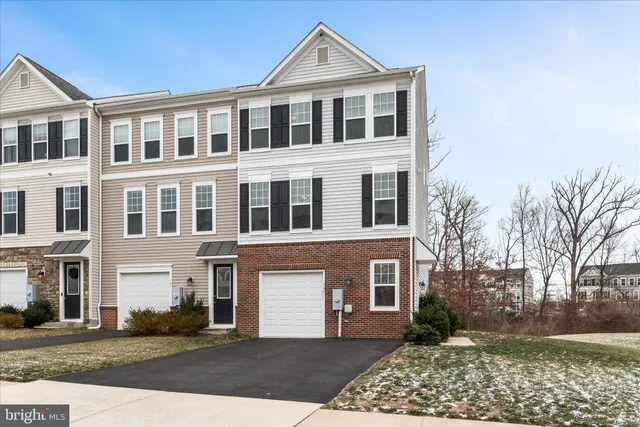 $2,250 | 109 Sequoia Drive, Winchester, VA 22602