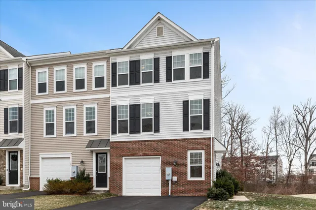$2,250 | 109 Sequoia Drive, Winchester, VA 22602
