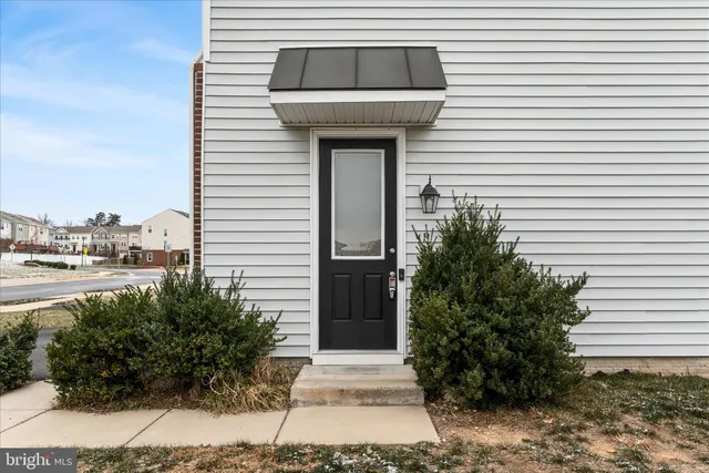 $2,250 | 109 Sequoia Drive, Winchester, VA 22602