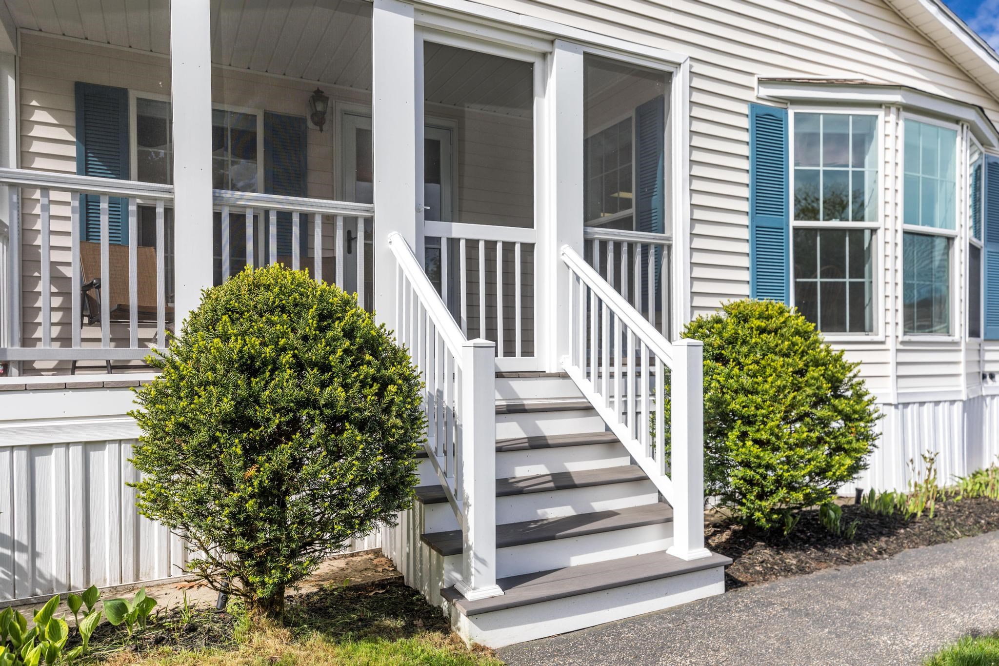 27 Watercress Drive Rochester, NH 03868 - Photo 3 of 26 Gallery Image 3