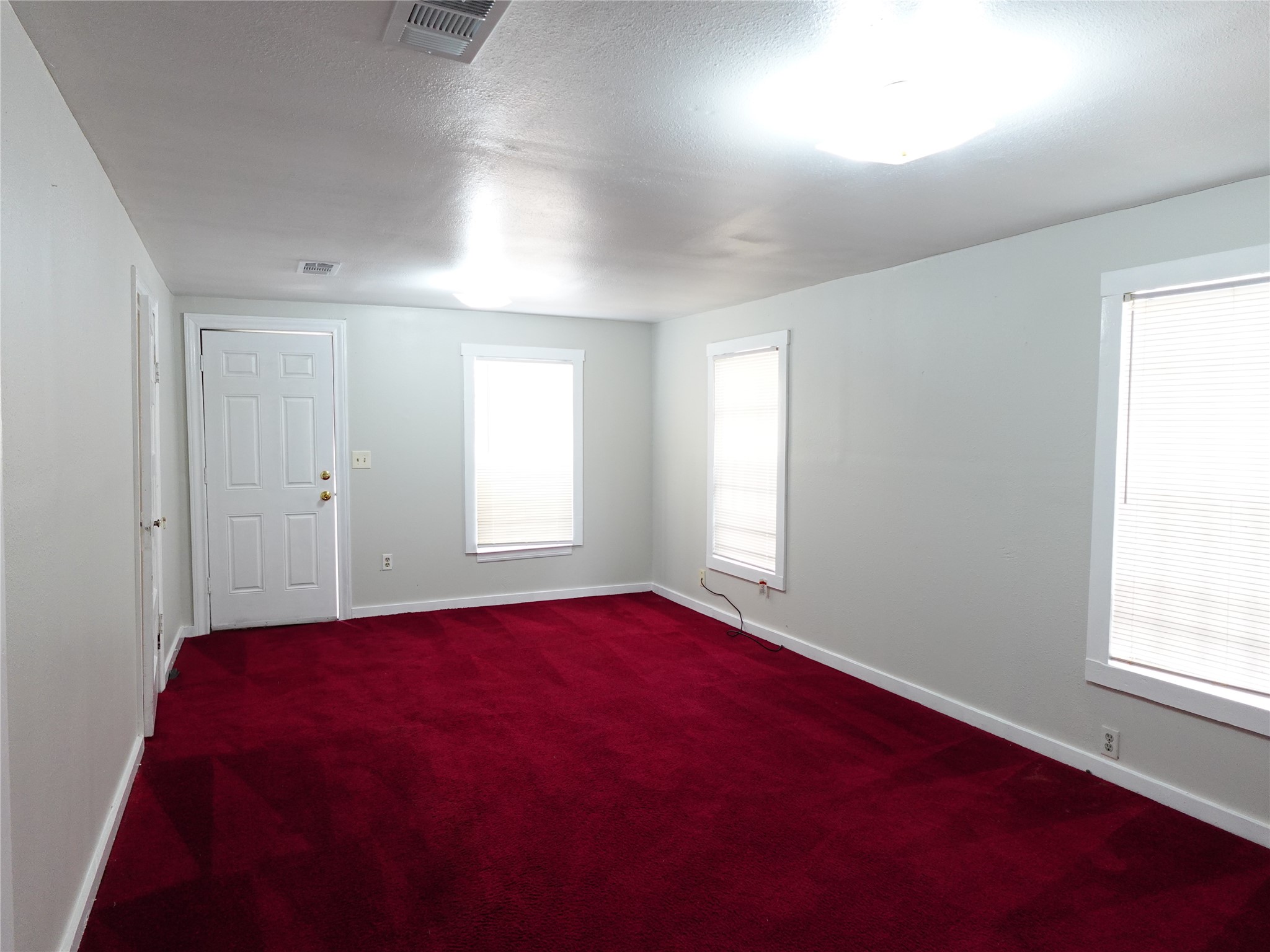 4818 Hirsch Road Houston, TX 77026 - Photo 4 of 9