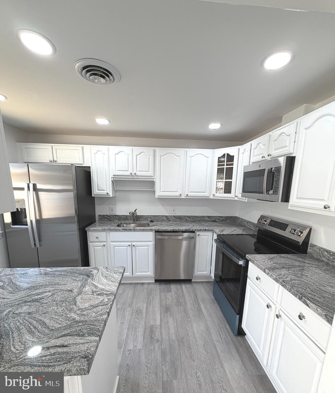 729 West Watersville Road Mount Airy, MD 21771 - Photo 3 of 7 NEW KITCHEN W/ STAINLESS AND GRANITE