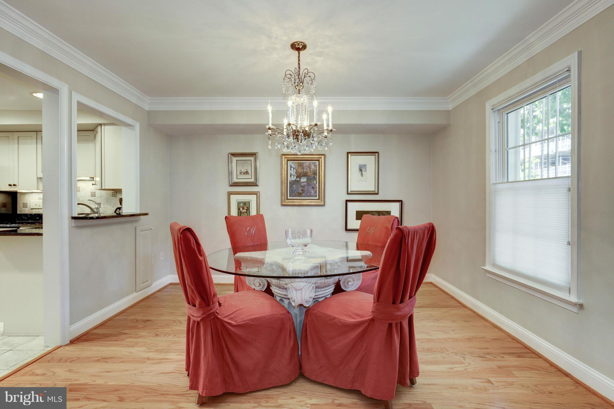 320 8th Street Southeast Washington, DC 20003 - Photo 4 of 27 Dining Room