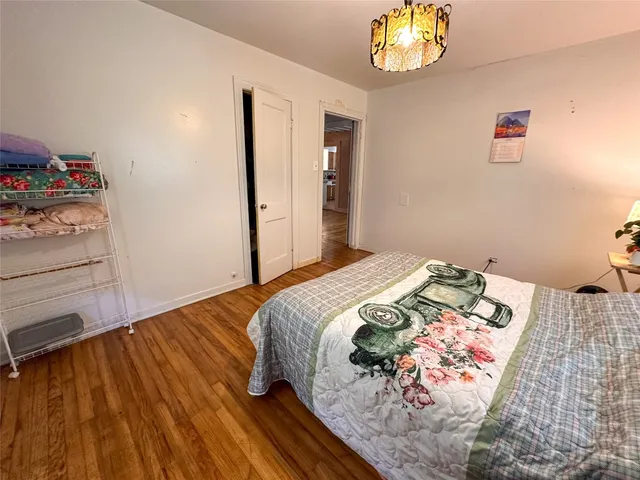 $265,000 | 407 4th Avenue, Smithville, TX 78957