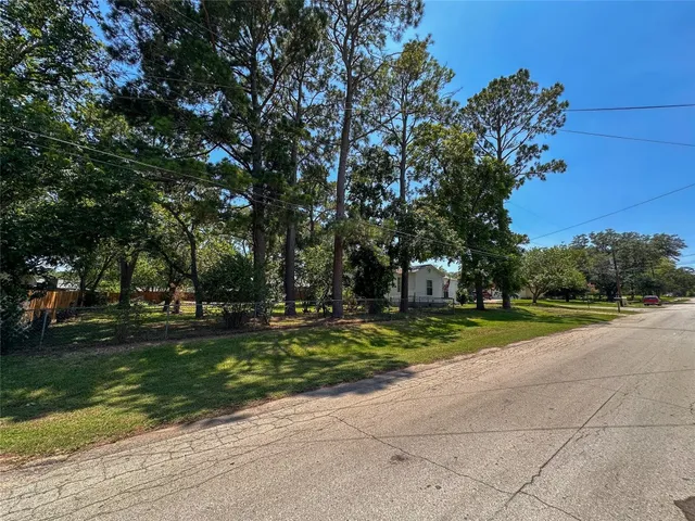 $265,000 | 407 4th Avenue, Smithville, TX 78957