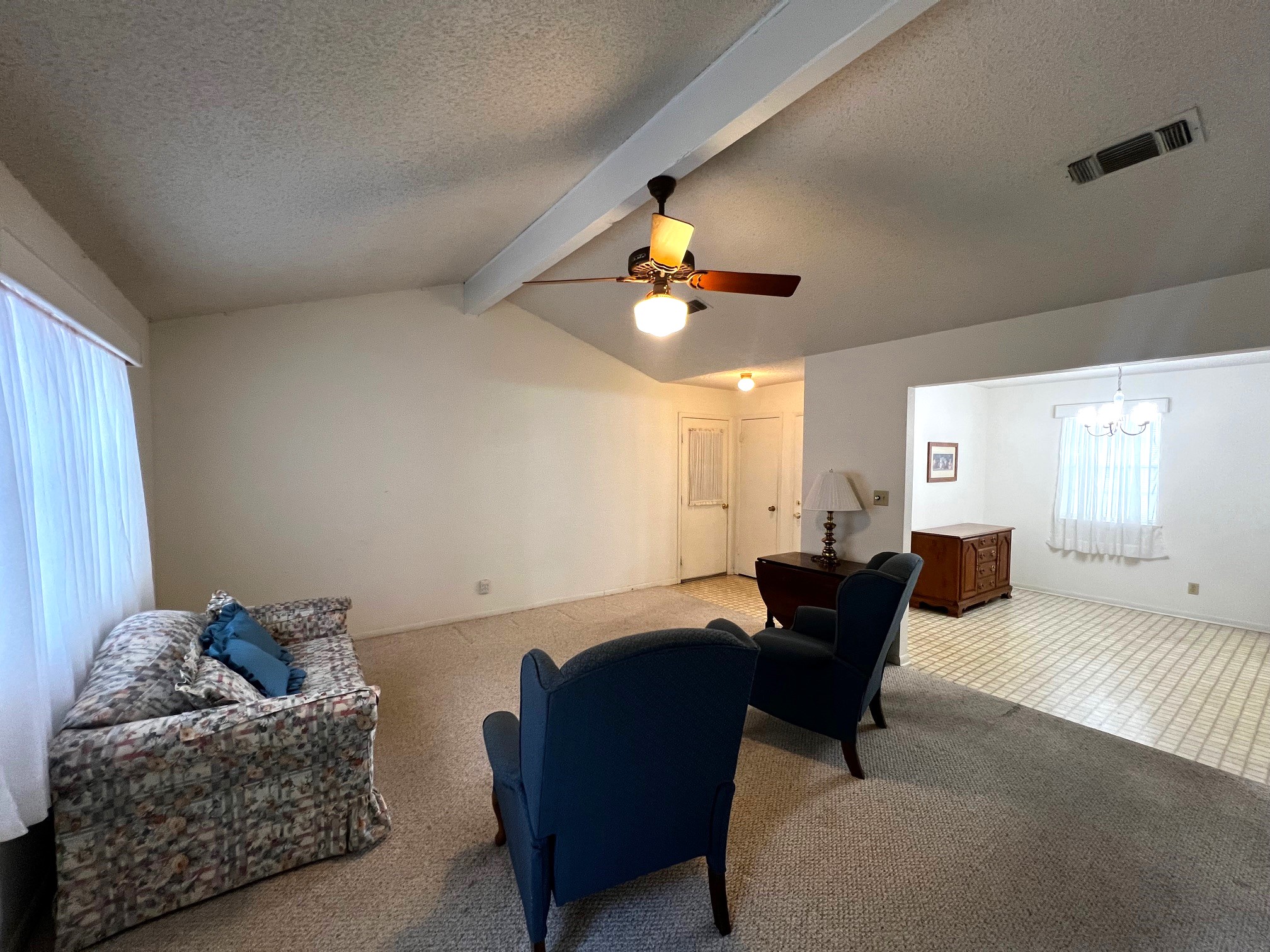 240 Reed Circle La Grange, TX 78945 - Photo 2 of 15