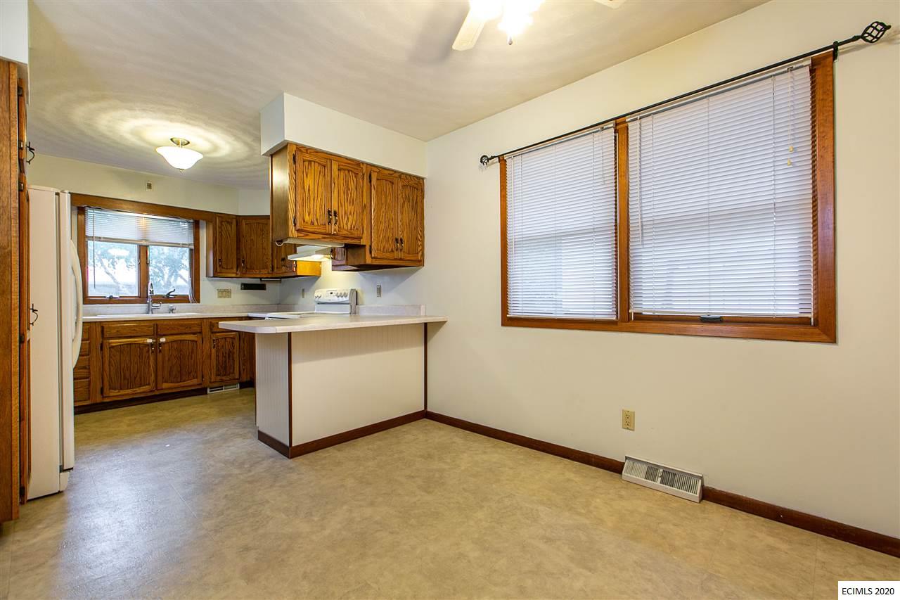 809 Southwest 4th Avenue Cascade, IA 52033 - Photo 7 of 41 Gallery Image 7