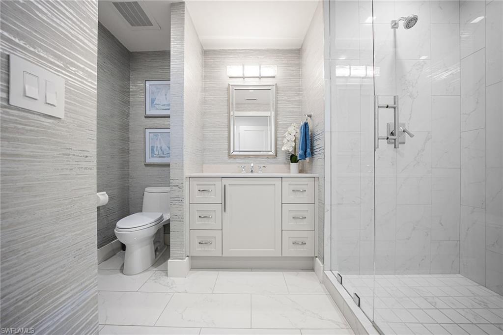 13915 Old Coast Road, Unit 506 Naples, FL 34110 - Photo 19 of 38