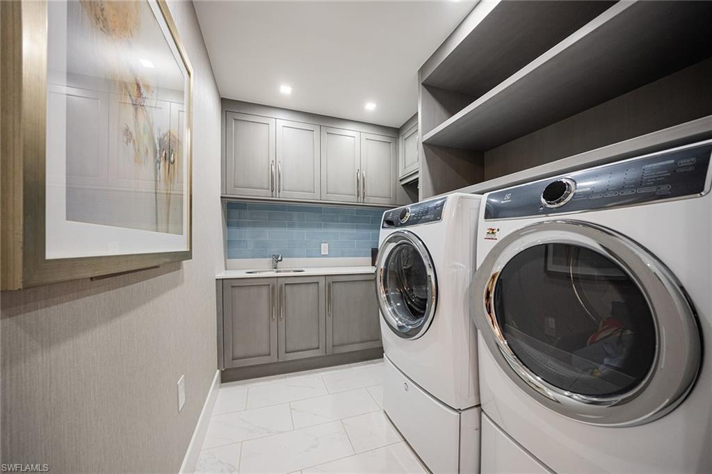 13915 Old Coast Road, Unit 506 Naples, FL 34110 - Photo 23 of 38