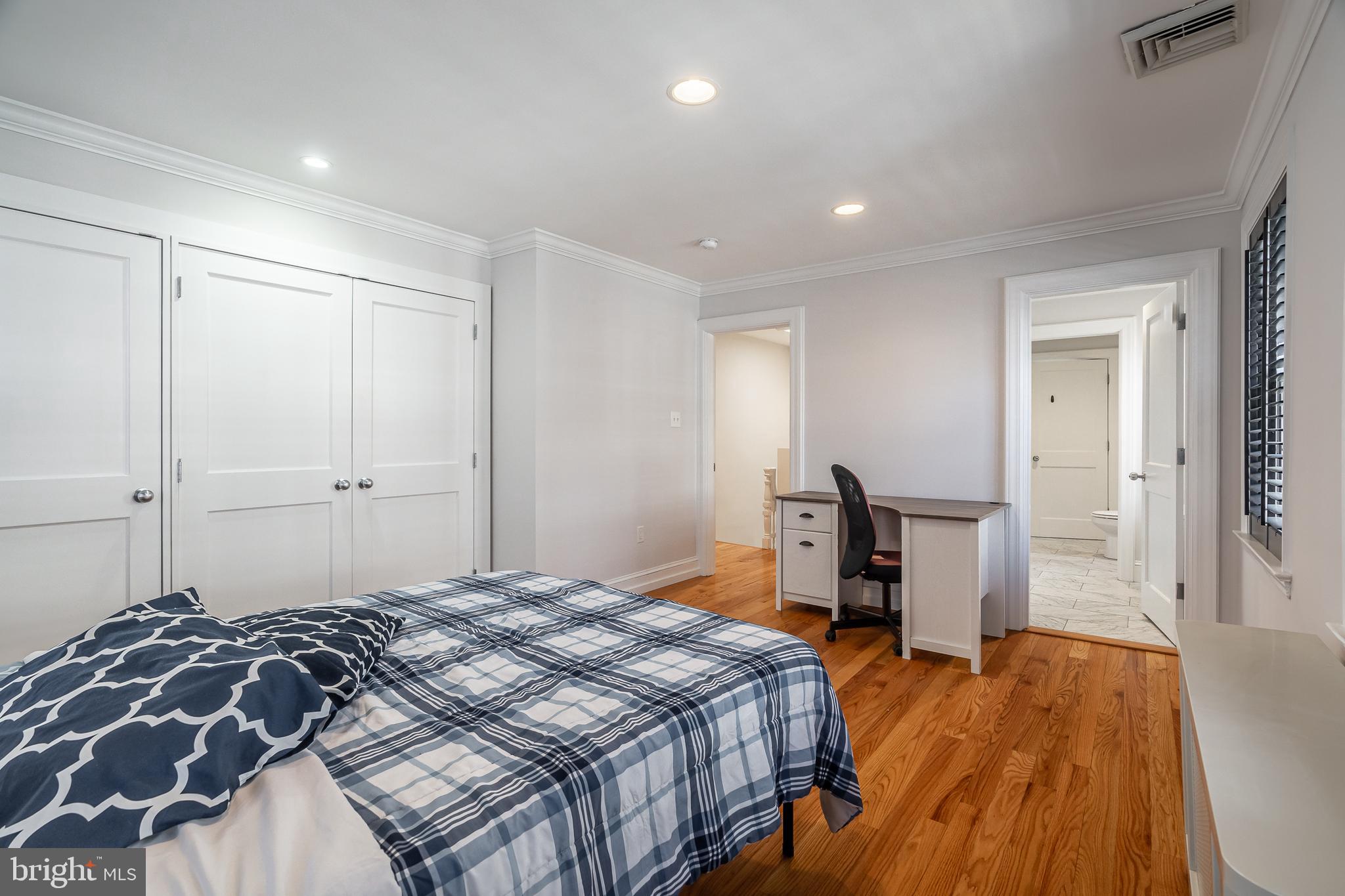 1700 Delancey Place Philadelphia, PA 19103 - Photo 25 of 44