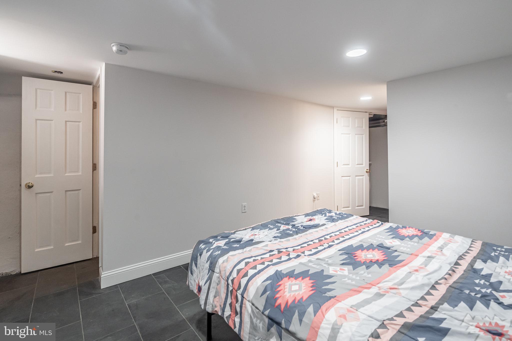 1700 Delancey Place Philadelphia, PA 19103 - Photo 40 of 44