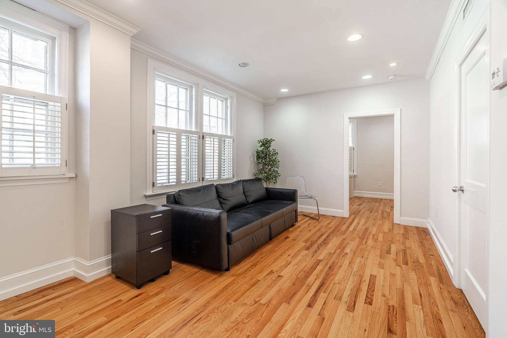 1700 Delancey Place Philadelphia, PA 19103 - Photo 10 of 44