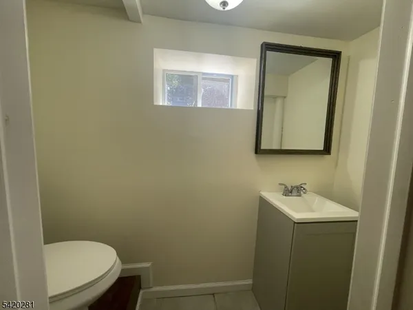 $2,200 | 43 Mapes Avenue, Unit 1R, Newark, NJ 07112