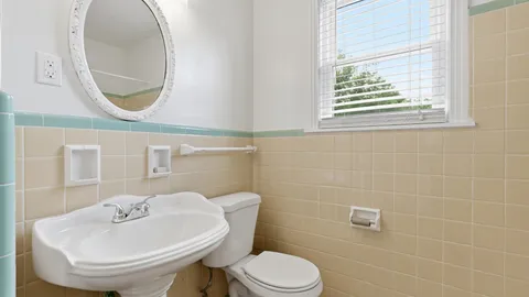 $349,900 | 368 Oakview Drive, Nashville, TN 37207