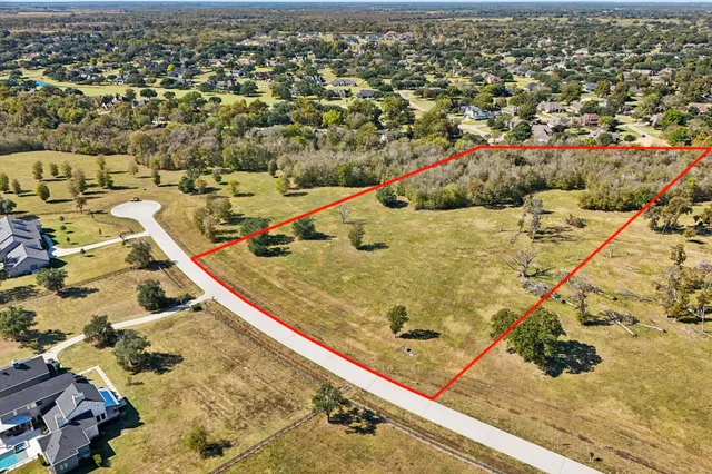 $1,750,000 | 4802 Riverbend Court, Fulshear, TX 77441