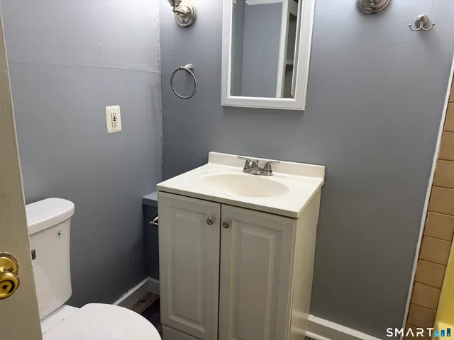 $1,295 | 144 Wetmore Avenue, Unit 1, Winsted, CT 06098