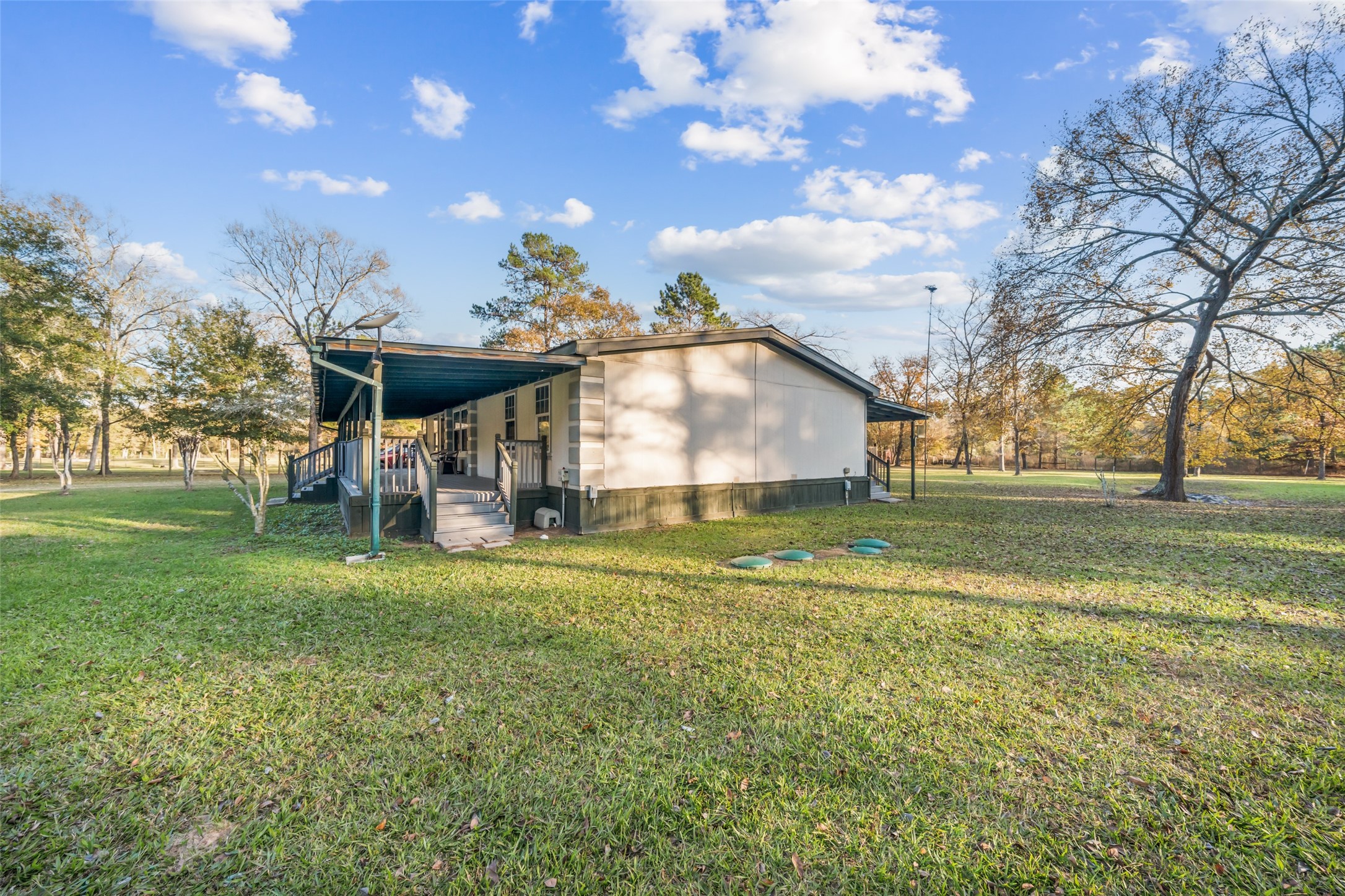 31351 Buckeye Road Waller, TX 77484 - Photo 29 of 36 a view of a house with a big yard
