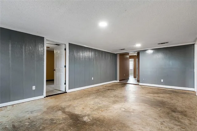 $225,000 | 605 Park Ridge Drive, River Ridge, LA 70123