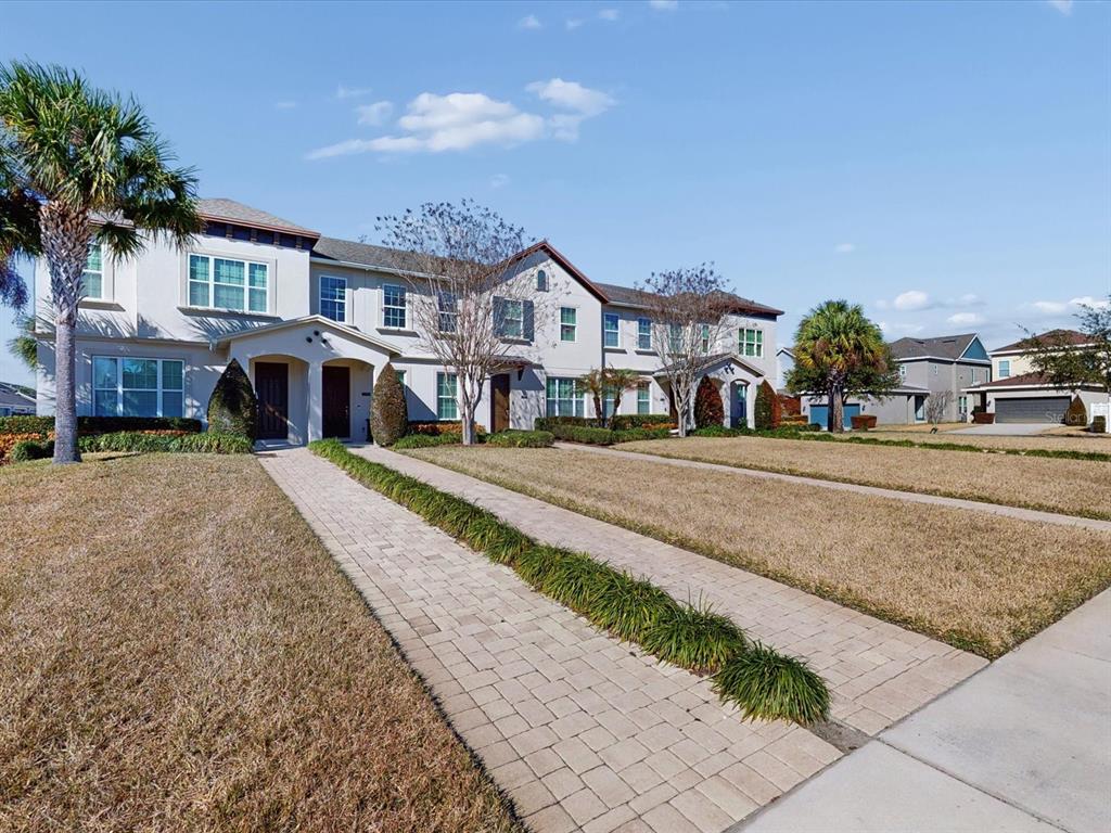 7249 Shadeview Alley Windermere, FL 34786 - Photo 2 of 32