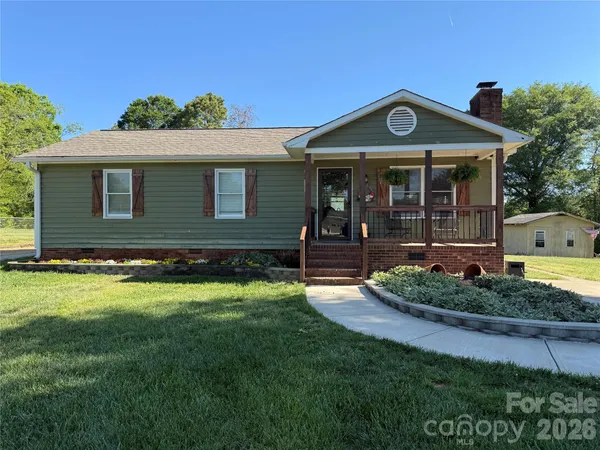 $299,000 | 510 Texas Trail, Dallas, NC 28034