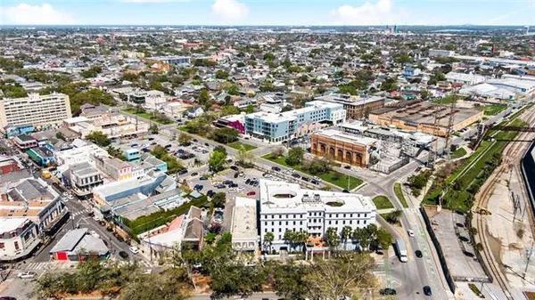 $419,500 | 427 Esplanade Avenue, Unit 201, New Orleans, LA 70116