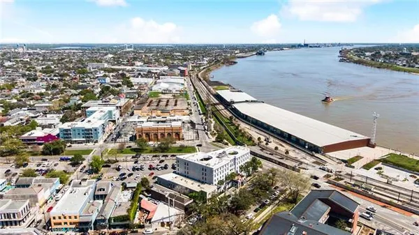 $419,500 | 427 Esplanade Avenue, Unit 201, New Orleans, LA 70116