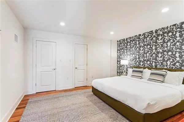 $419,500 | 427 Esplanade Avenue, Unit 201, New Orleans, LA 70116