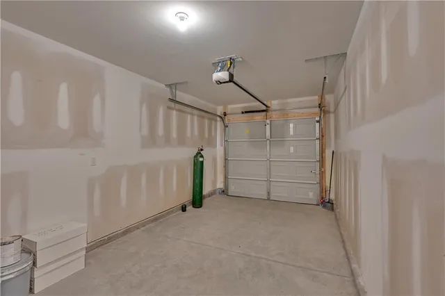 $282,990 | 109 Village Green Drive, Adairsville, GA 30103