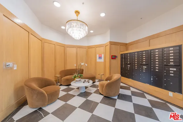 $4,200 | 124 West Colorado Street, Unit 105, Glendale, CA 91204