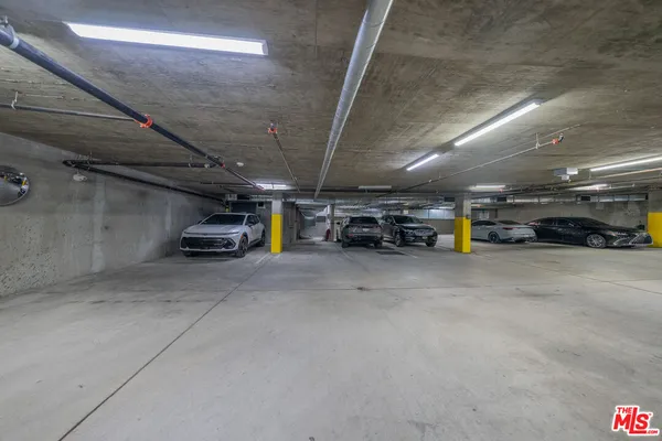 $4,200 | 124 West Colorado Street, Unit 105, Glendale, CA 91204