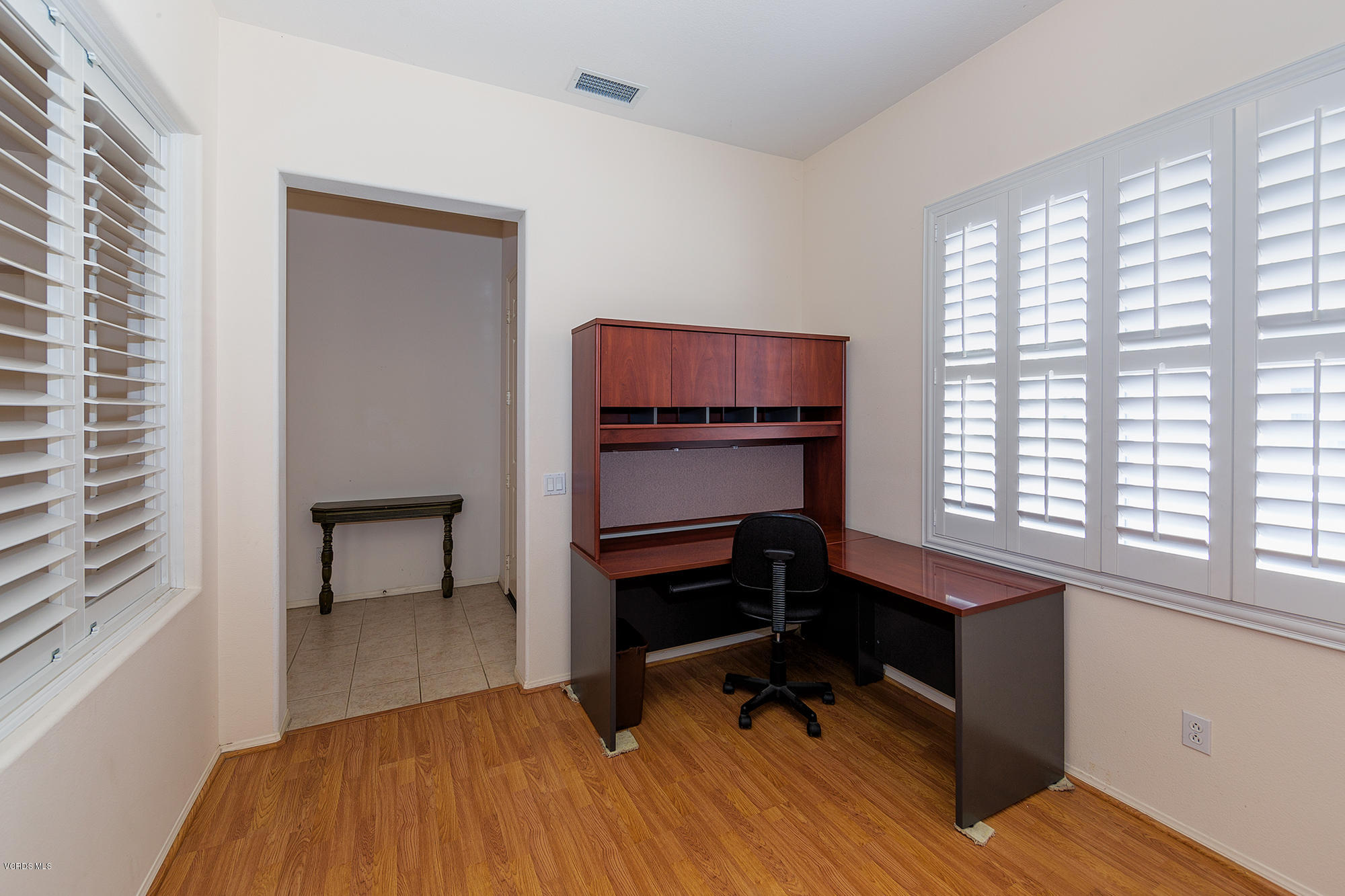 2505 Parade Avenue Simi Valley, CA 93063 - Photo 3 of 14 Office