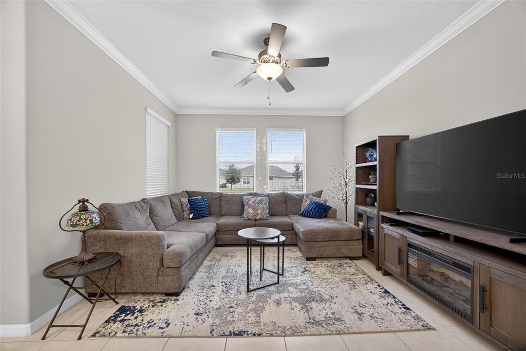 31885 Blue Passing Loop Wesley Chapel, FL 33545 - Photo 11 of 43