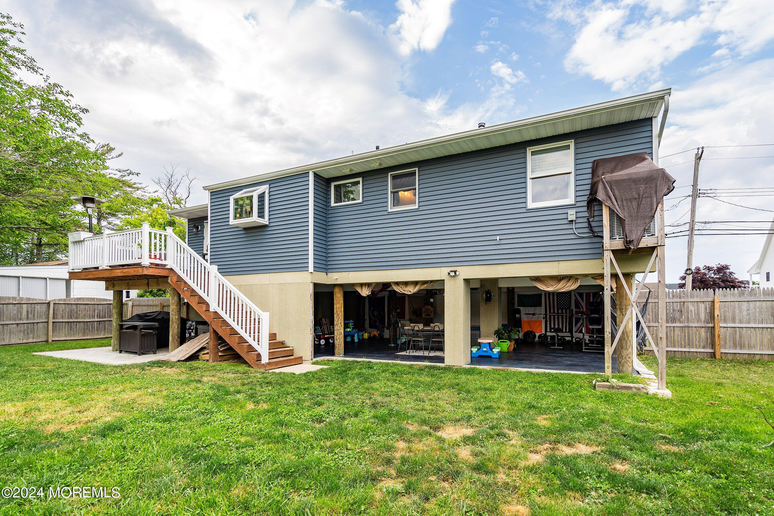 102 Marine Road Waretown, NJ 08758 - Photo 30 of 35 30-Back Right