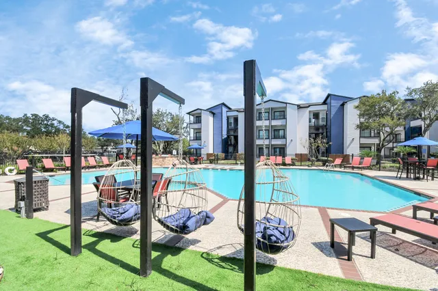 $899 | 2701 West Bellfort Avenue, Unit 1001, Houston, TX 77054