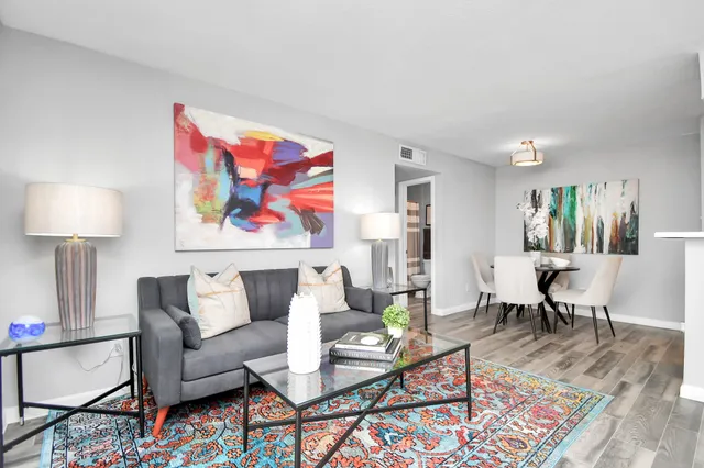 $899 | 2701 West Bellfort Avenue, Unit 1001, Houston, TX 77054