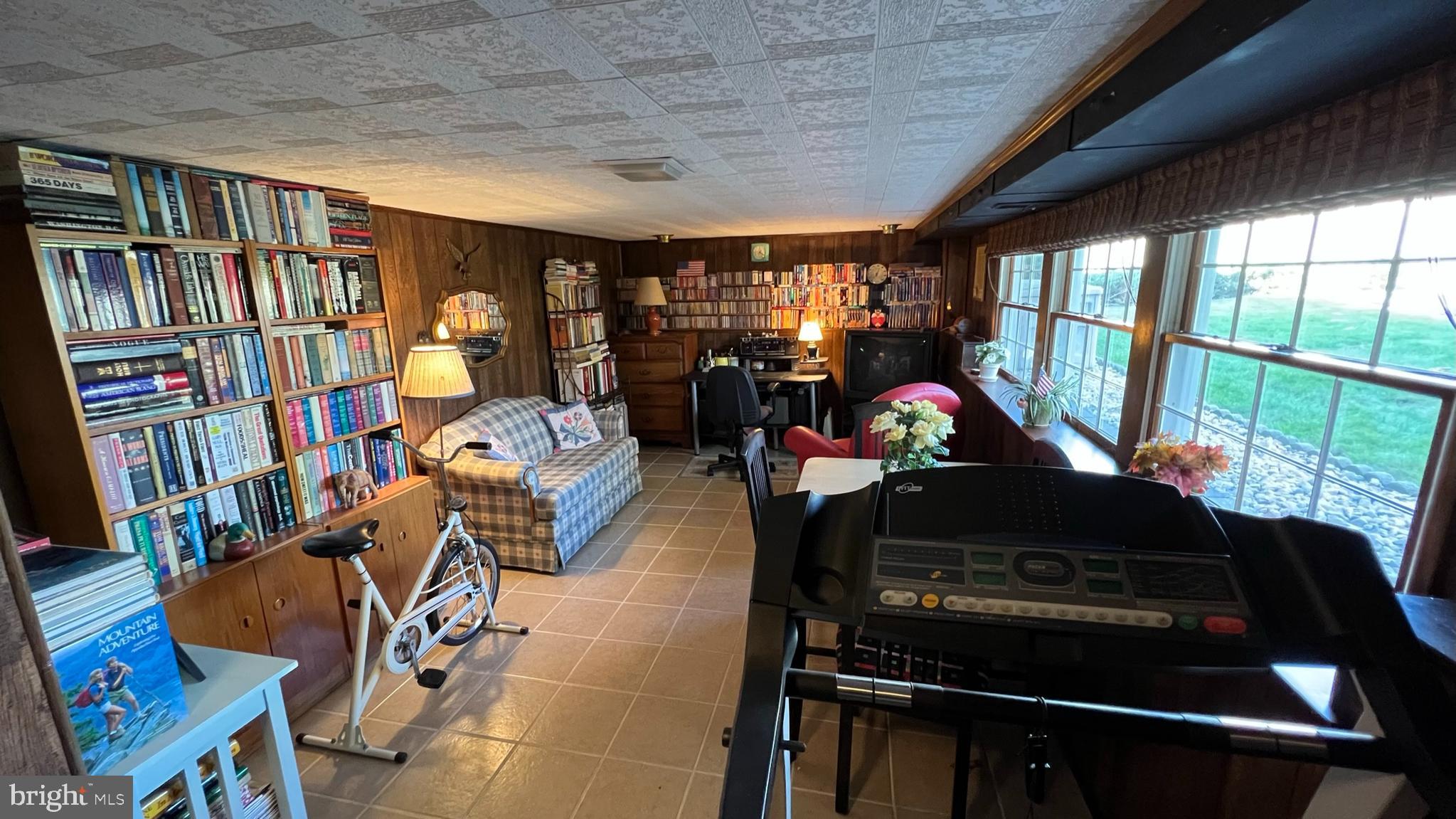 21 Timber Creek Road Stratford, NJ 08084 - Photo 37 of 46