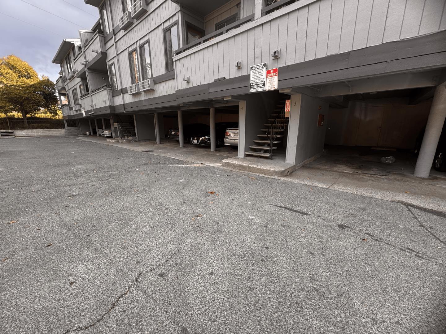 2065 Riley Court Concord, CA 94520 - Photo 6 of 10 a view of a house with a large space