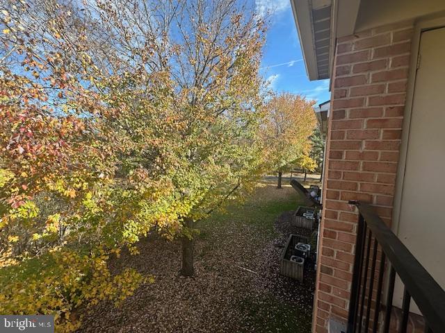 18334 Streamside Drive, Unit 302 Gaithersburg, MD 20879 - Photo 12 of 20