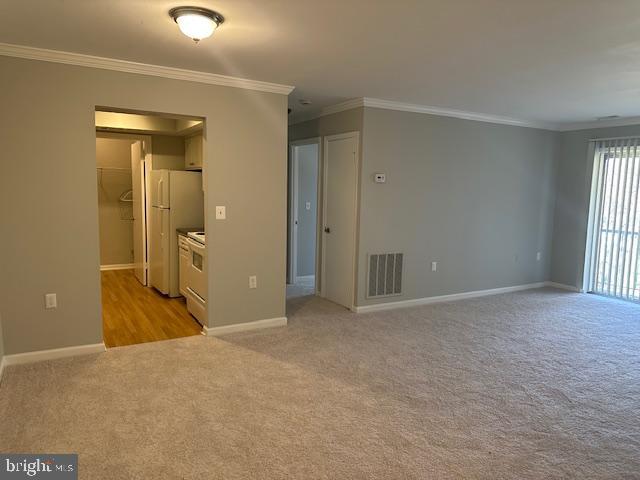 18334 Streamside Drive, Unit 302 Gaithersburg, MD 20879 - Photo 2 of 20