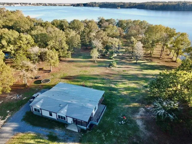 $750,000 | 400 Peninsula Drive, Natchitoches, LA 71457