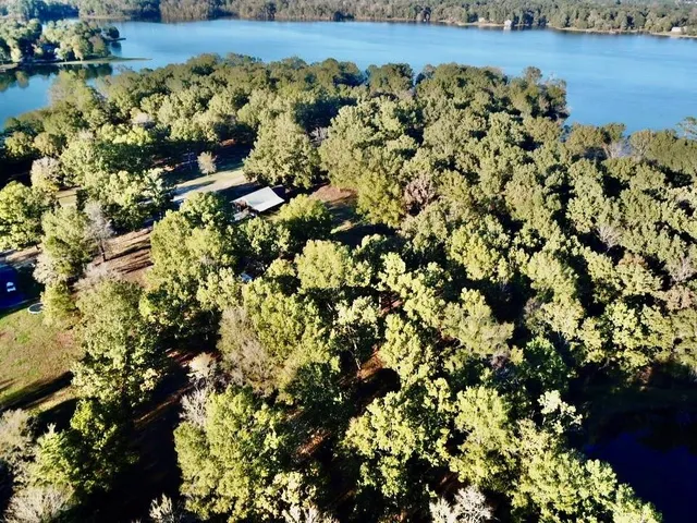 $750,000 | 400 Peninsula Drive, Natchitoches, LA 71457