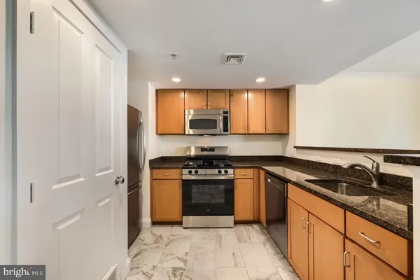 $1,775 | 414 Water Street, Unit 2104, Baltimore, MD 21202