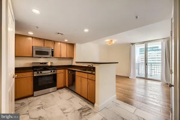 $1,775 | 414 Water Street, Unit 2104, Baltimore, MD 21202