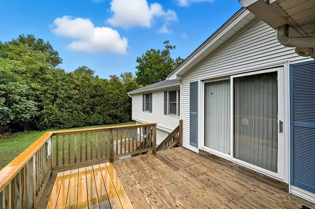 $489,900 | 98 Brookhaven Drive, East Longmeadow, MA 01028