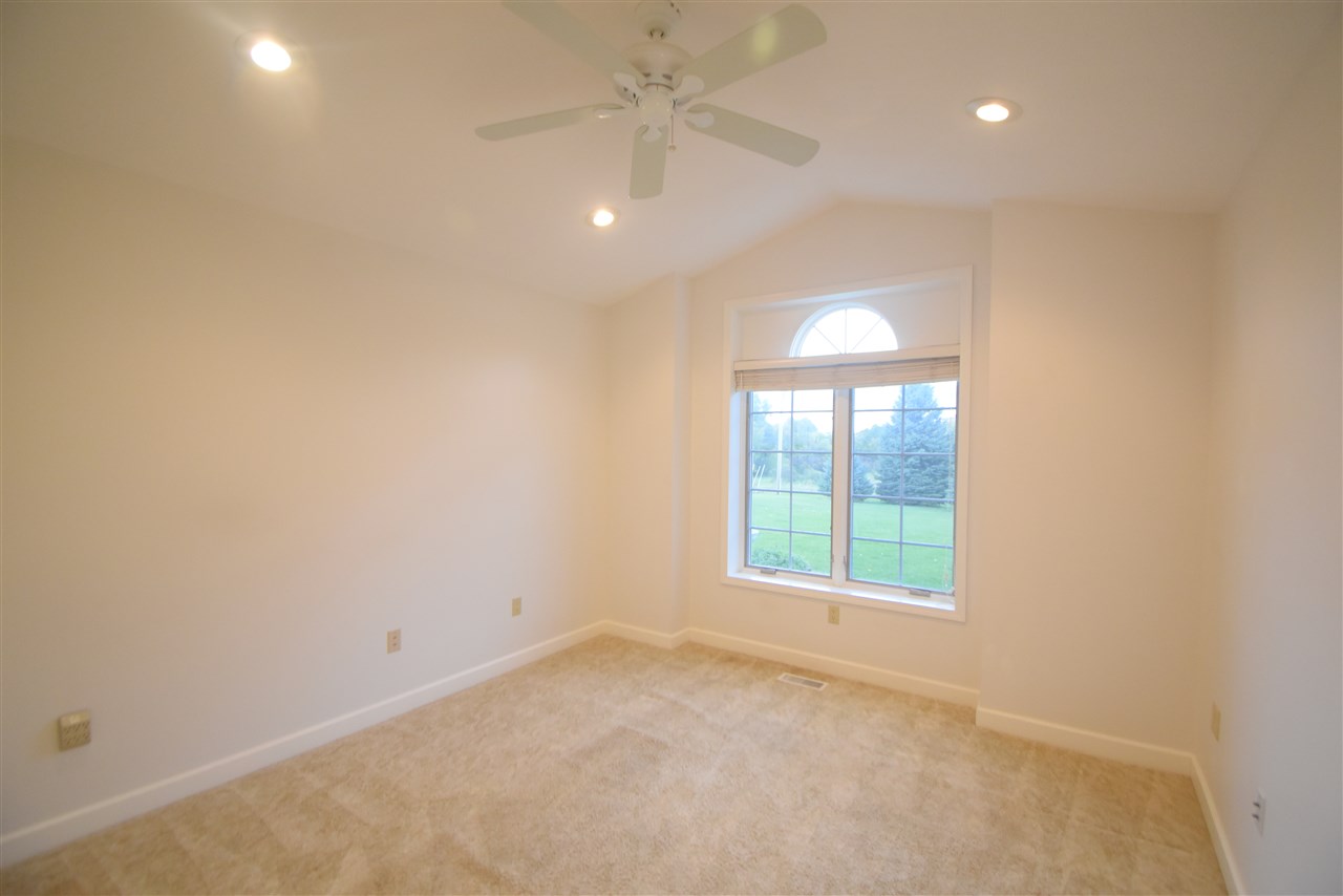 1320 East Bennington Road Owosso, MI 48867 - Photo 15 of 28 50025457-14.JPG