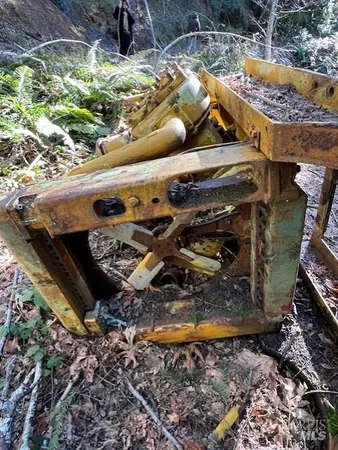 a view of a street with sign board