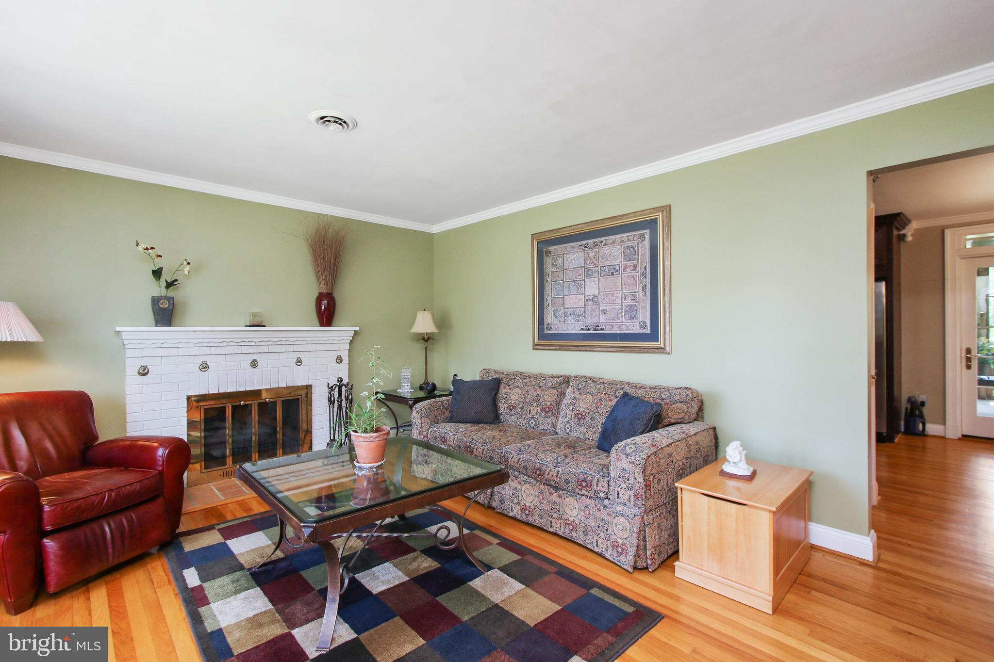 8409 West Grove Road Ellicott City, MD 21043 - Photo 4 of 35