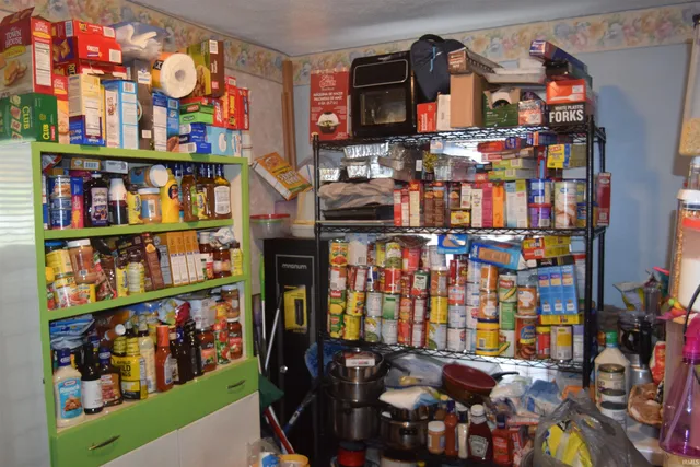 $139,900 | 517 Stephens Street, Shoals, IN 47581