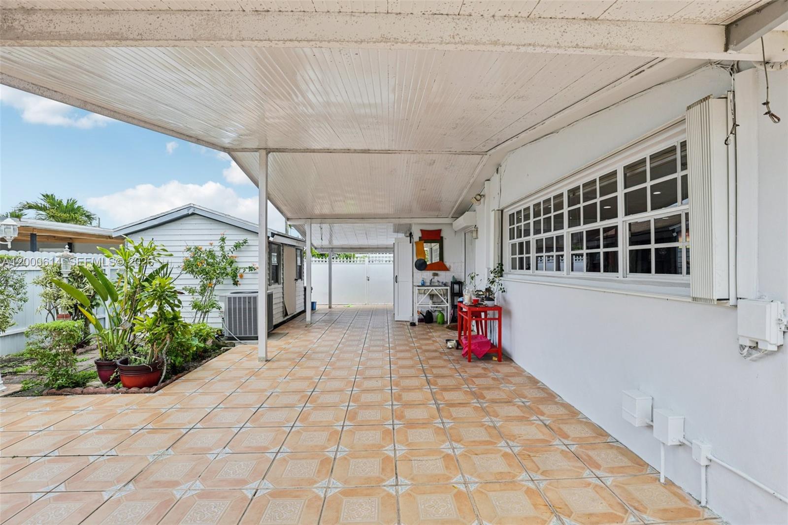 1900 Southwest 87th Court Miami, FL 33165 - Photo 25 of 25